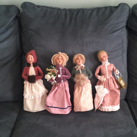 Byers’ choice The Carolers - Victorian Women full set